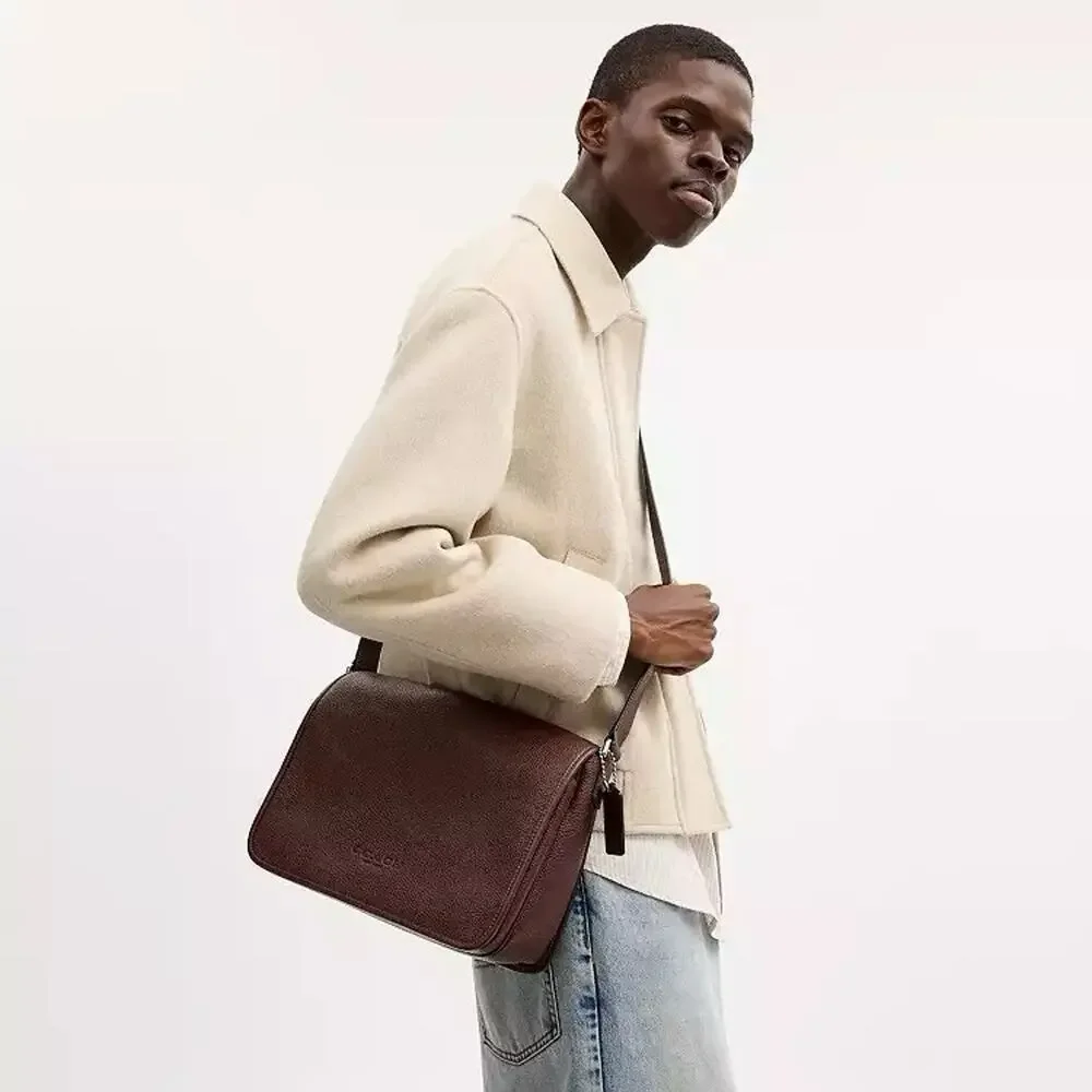NWT Coach MEN Colby Messenger Bag 32 Refined pebble leather ces18 Silver/Maple